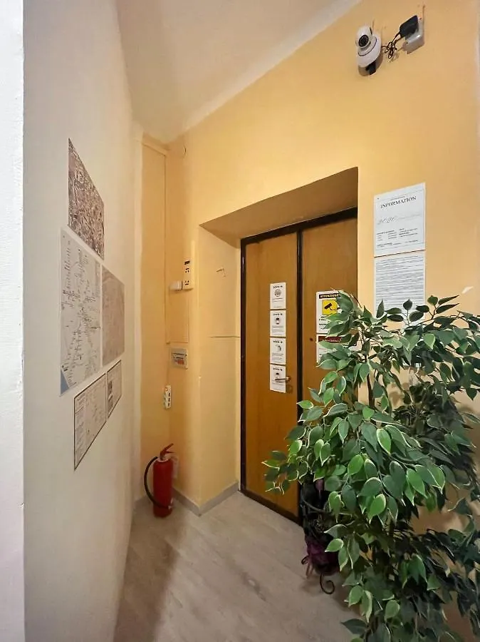 2020 Termini Rooms 2*, Rome Italy